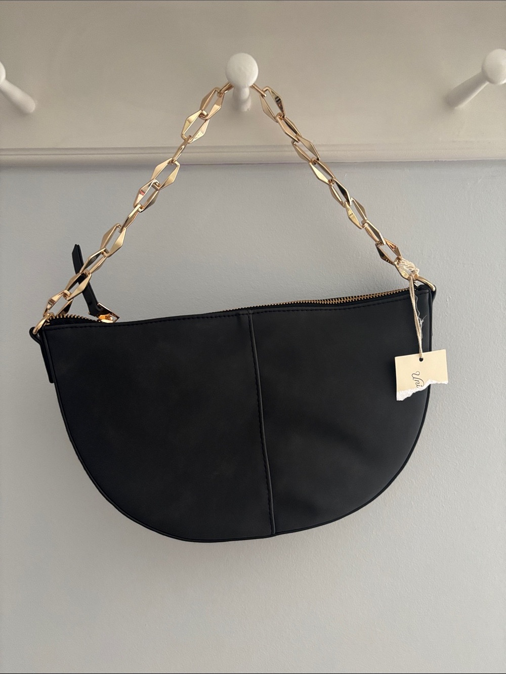 Universal Thread Black Half-Moon Shoulder Bag with Gold Chain Strap